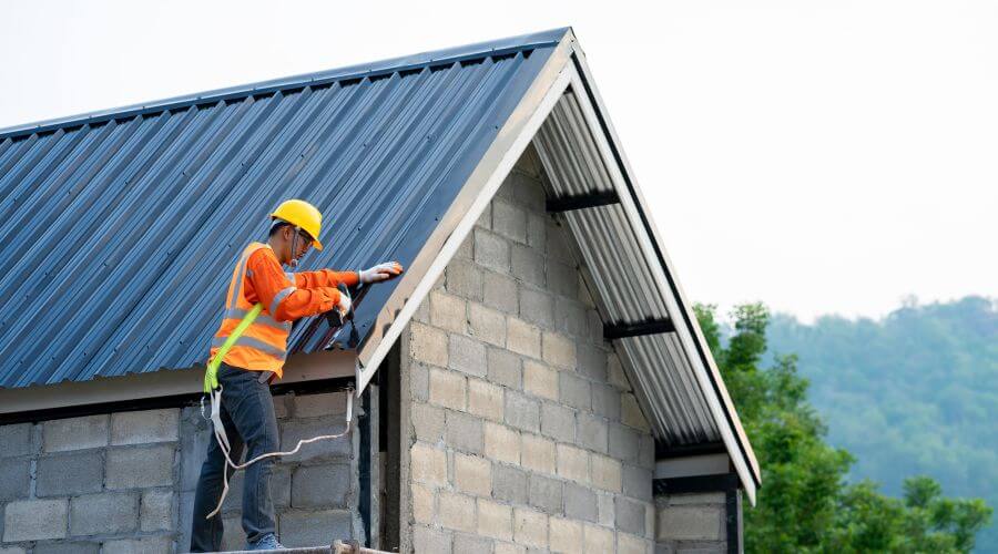 Professional gutter cleaning in Narberth, PA